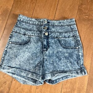 High waisted jeans shorts